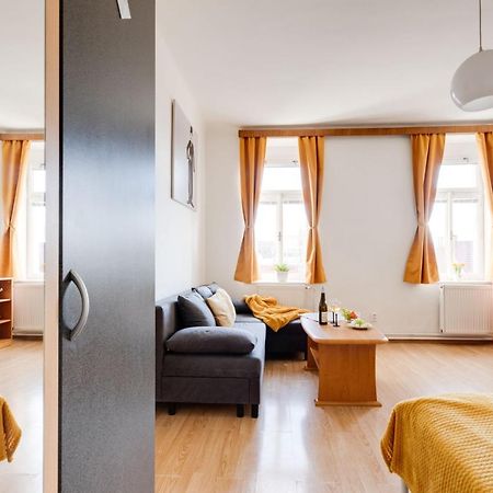 Sunshine Apartment Near The City Center براغ المظهر الخارجي الصورة