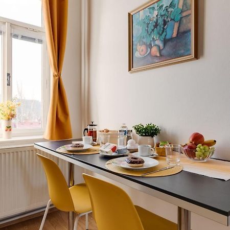 Sunshine Apartment Near The City Center براغ المظهر الخارجي الصورة