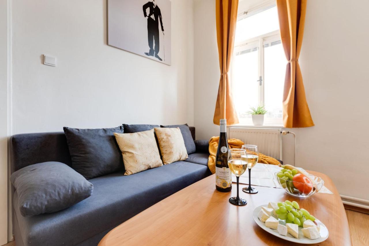 Sunshine Apartment Near The City Center براغ المظهر الخارجي الصورة