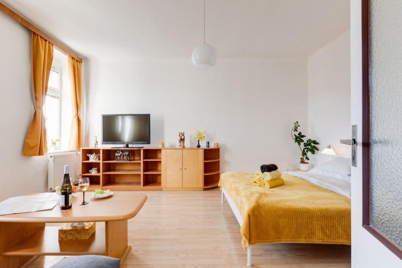 Sunshine Apartment Near The City Center براغ المظهر الخارجي الصورة