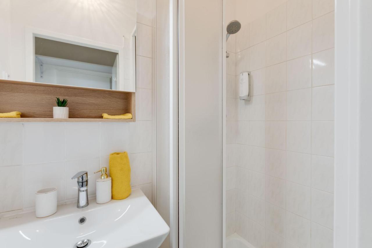 Sunshine Apartment Near The City Center براغ المظهر الخارجي الصورة